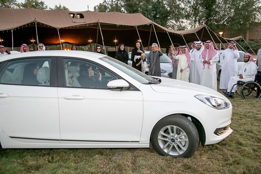 مؤسسة الوليد للإنسانية تمكّن النساء كسائقات عبر تطبيق كريم وتعزّز النمو الاقتصادي في المملكة العربية السعودية